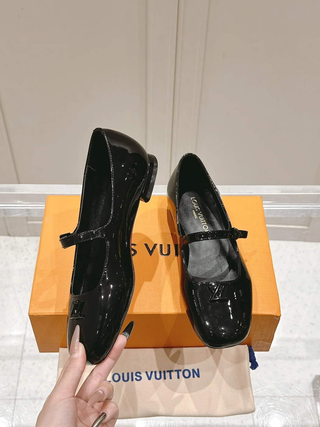Louis Vuitton Women Black Patent Leather Mary Jane Loafers product view 4