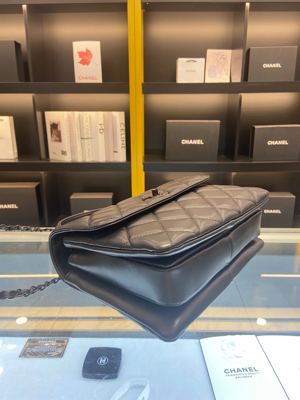 Chanel Trendy Brown Leather Full Box Handbags 25 cm product view 2
