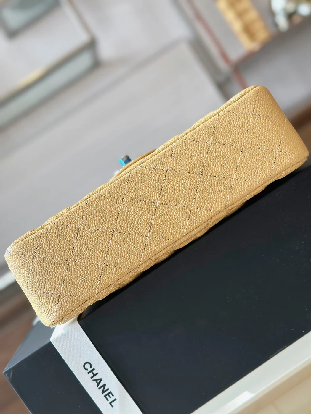 Chanel Classic Handbags Beige Leather With Lizard Skin 23 cm product view 5