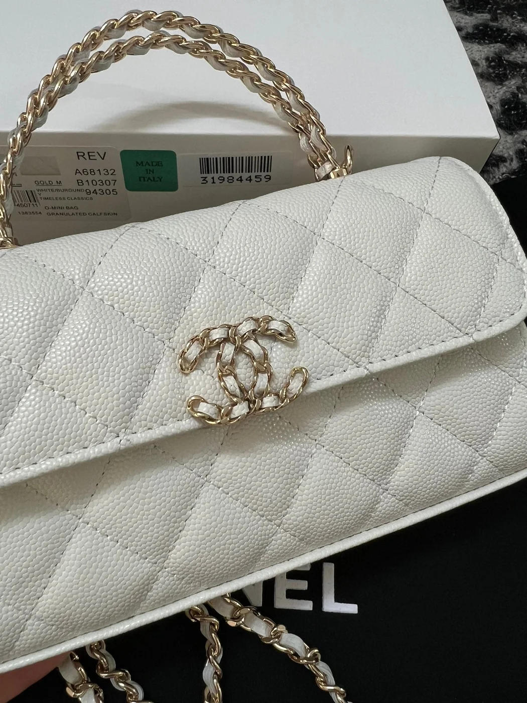 Chanel Kelly 23P Clutch With Chain Gold Hardware product view 4