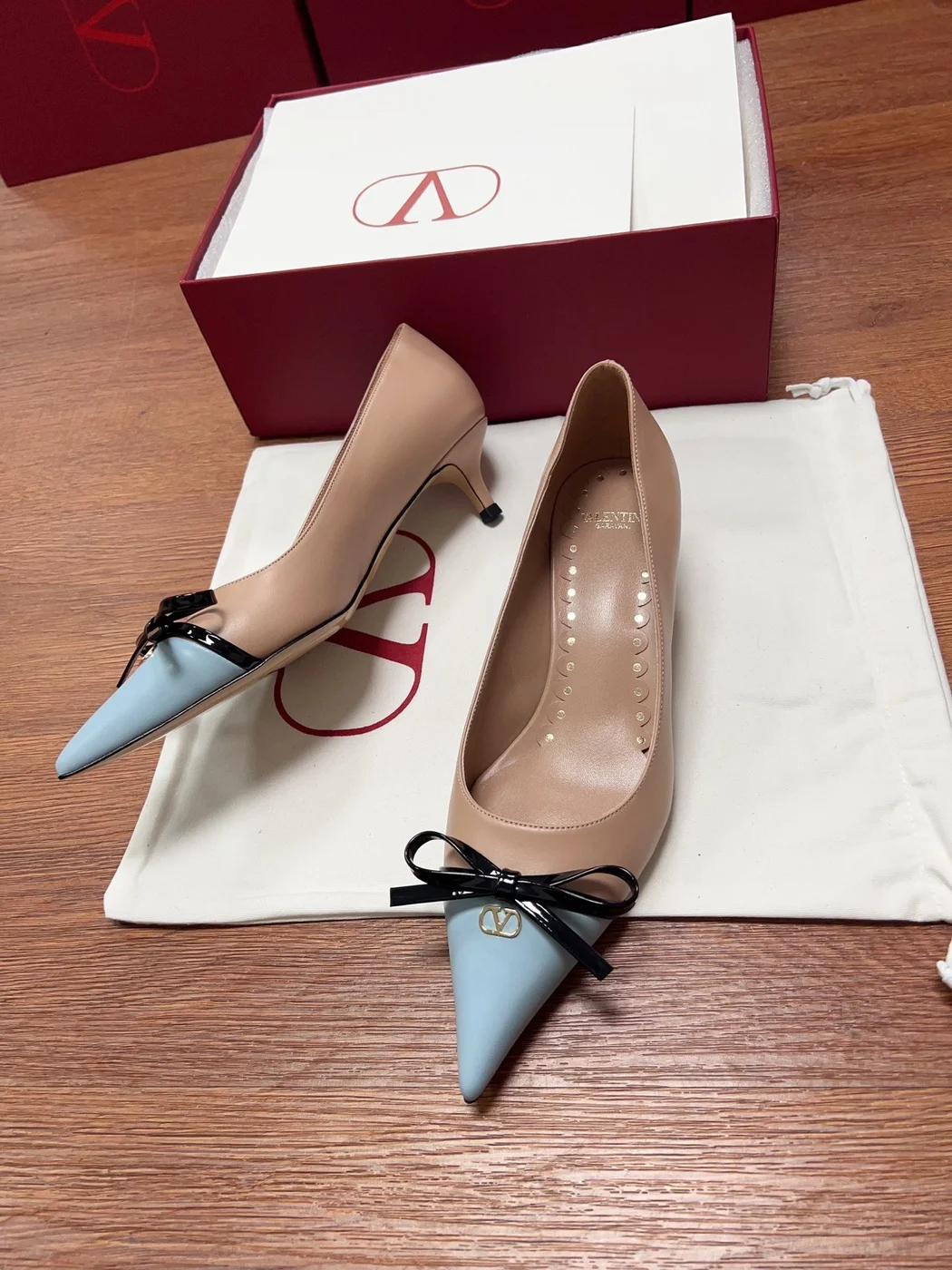 Valentino Women Beige And Light Blue Leather Pumps product view 4