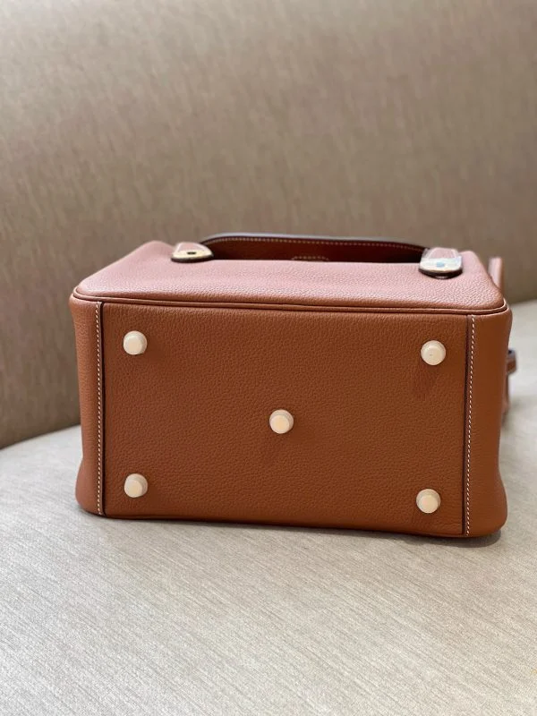 Hermès Lindy 26 Brown Gold Hardware Bag product view 7