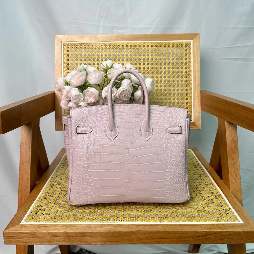 Hermès Birkin 25 cm Sakura Pink Crocodile Leather Gold Hardware Bag product view 2