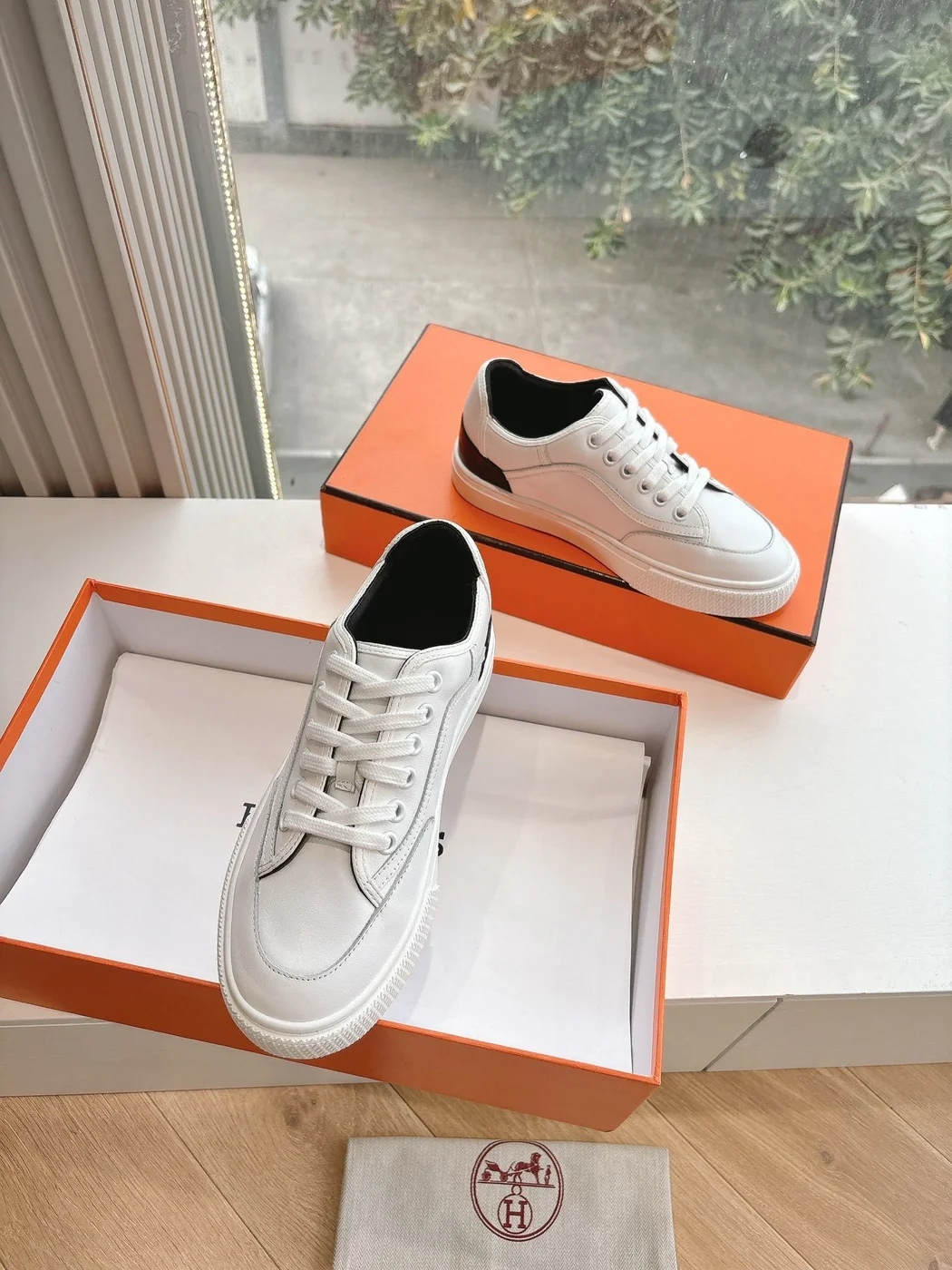 Hermès Women White Leather Sneakers product view 3