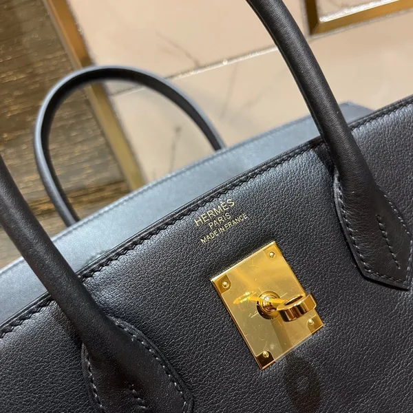 Hermès Birkin 30 cm Black Swift Leather Gold Hardware Bag product view 6