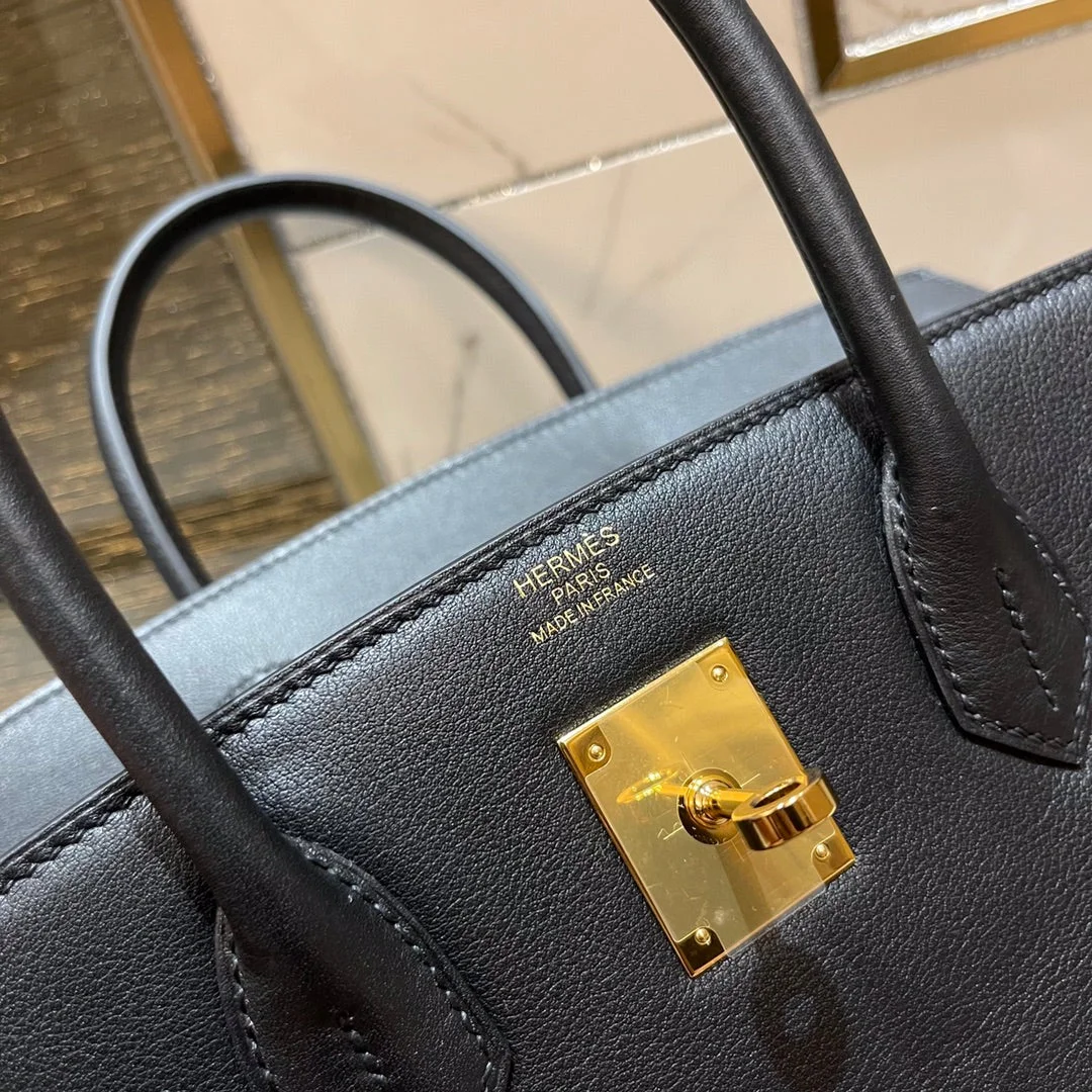 Hermès Birkin 30 cm Black Swift Leather Gold Hardware Bag product view 6