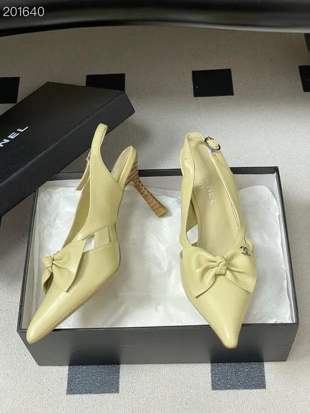 Chanel Logo Bow Sling-back Heels product view 3