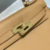 Hermès Kelly 28 In Chai Epsom Gold Hardware Bag product view 5
