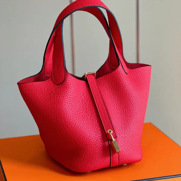 Hermès Picotin 18 Pink Togo Leather Gold Hardware Bag product view 1