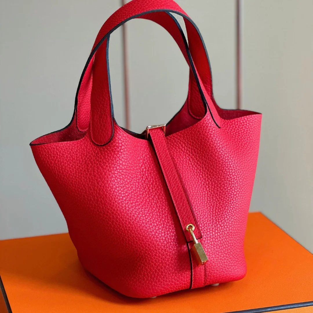 Hermès Picotin 18 Pink Togo Leather Gold Hardware Bag product view 1