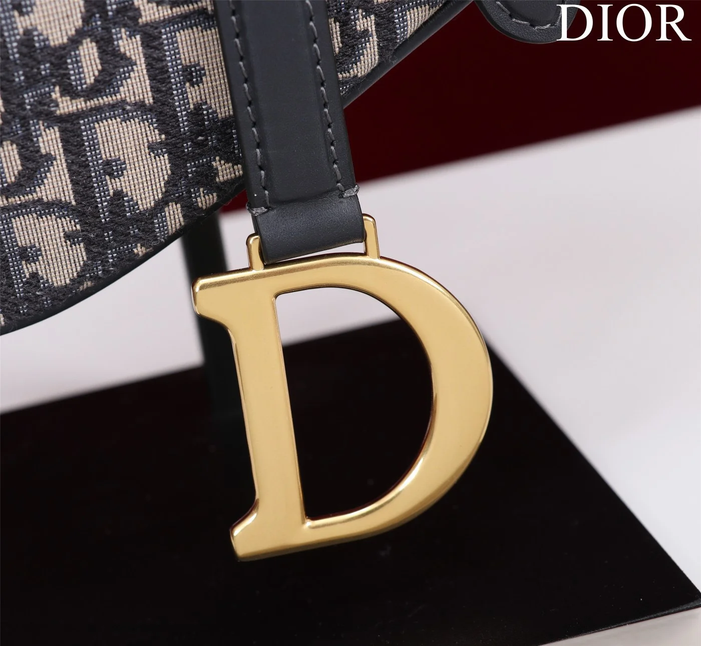 Dior Saddle Saddle Canvas Handbag Hand Embroidered 25.5x20x6cm product view 2