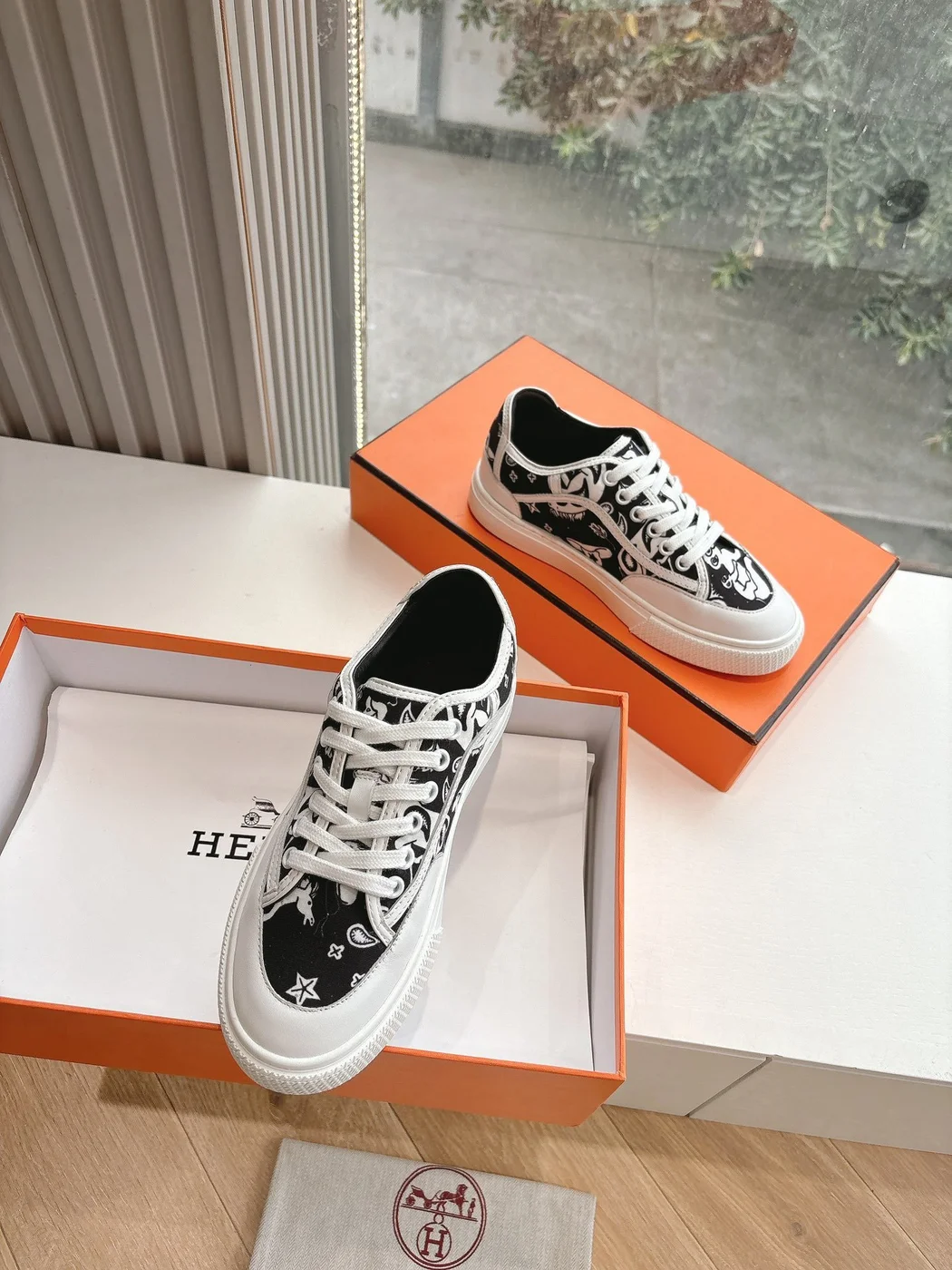 Hermès Women Black White Canvas Sneakers product view 3