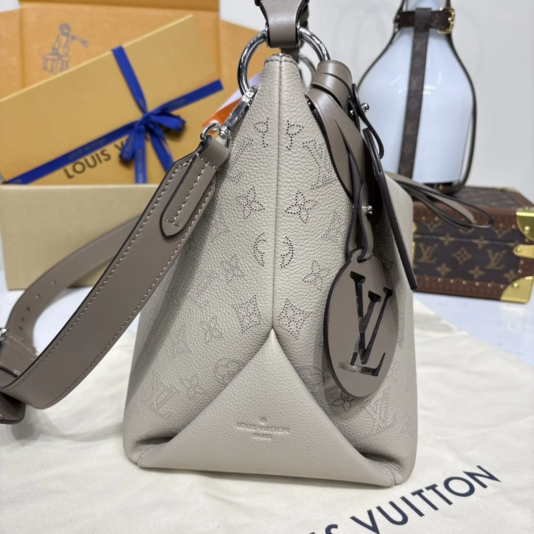 Louis Vuitton Beaubourg Mahina MM Leather Bag product view 3