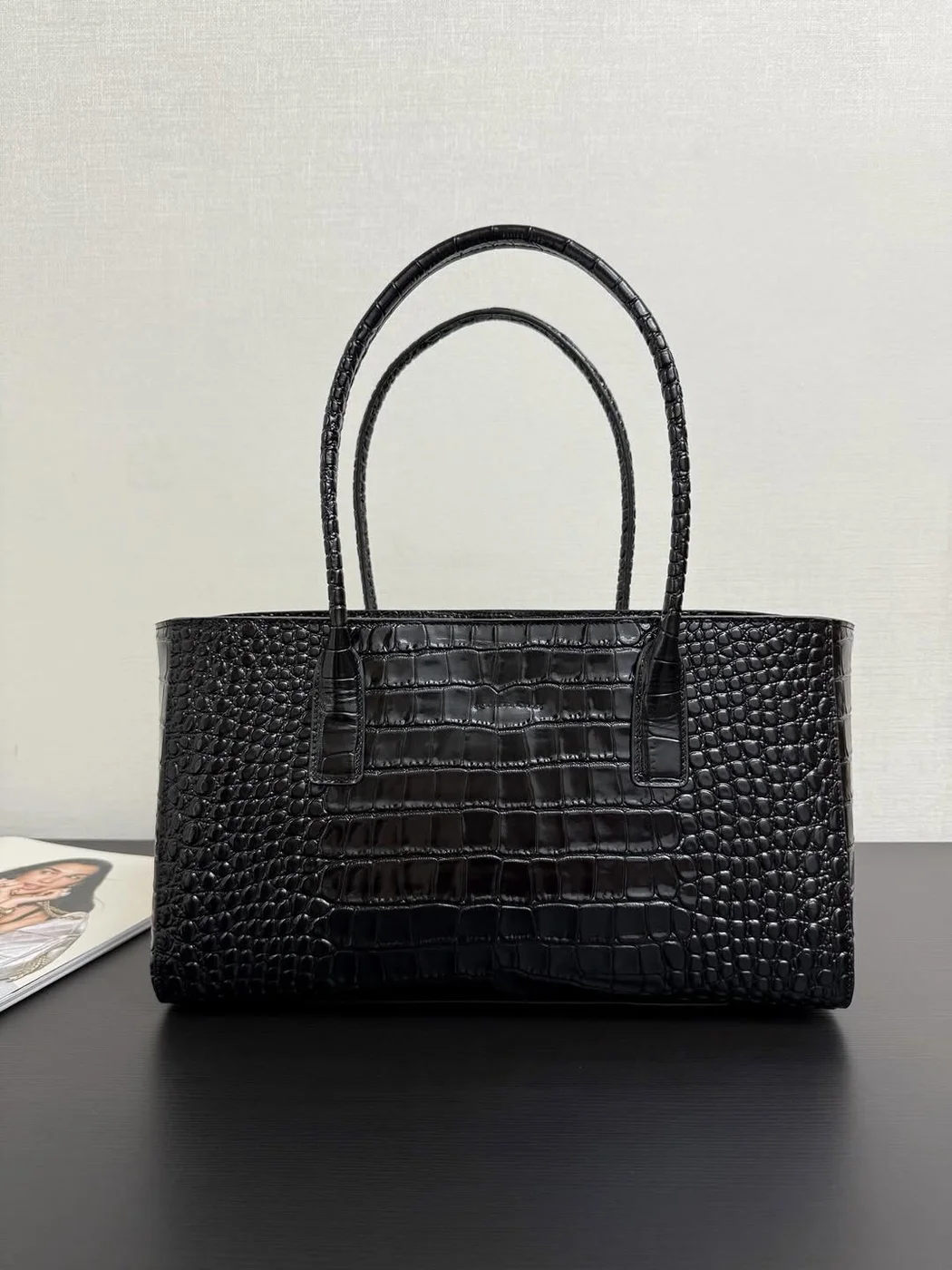 Chanel Tote Bag Crocodile Embossed Calfskin SS26 Collection product view 3
