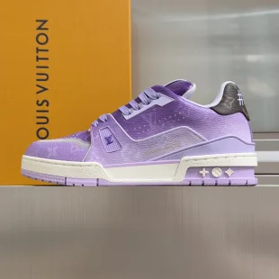 Louis Vuitton Trainer sneakers in purple product view 2