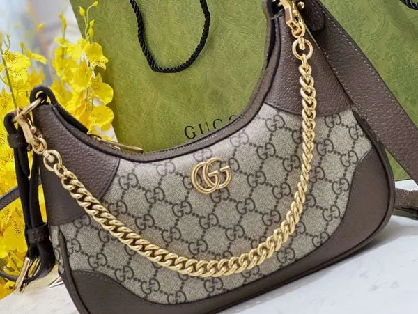 Gucci Cosmoonie Women’s Handbag with Gold Buckle Set 28 cm product view 5
