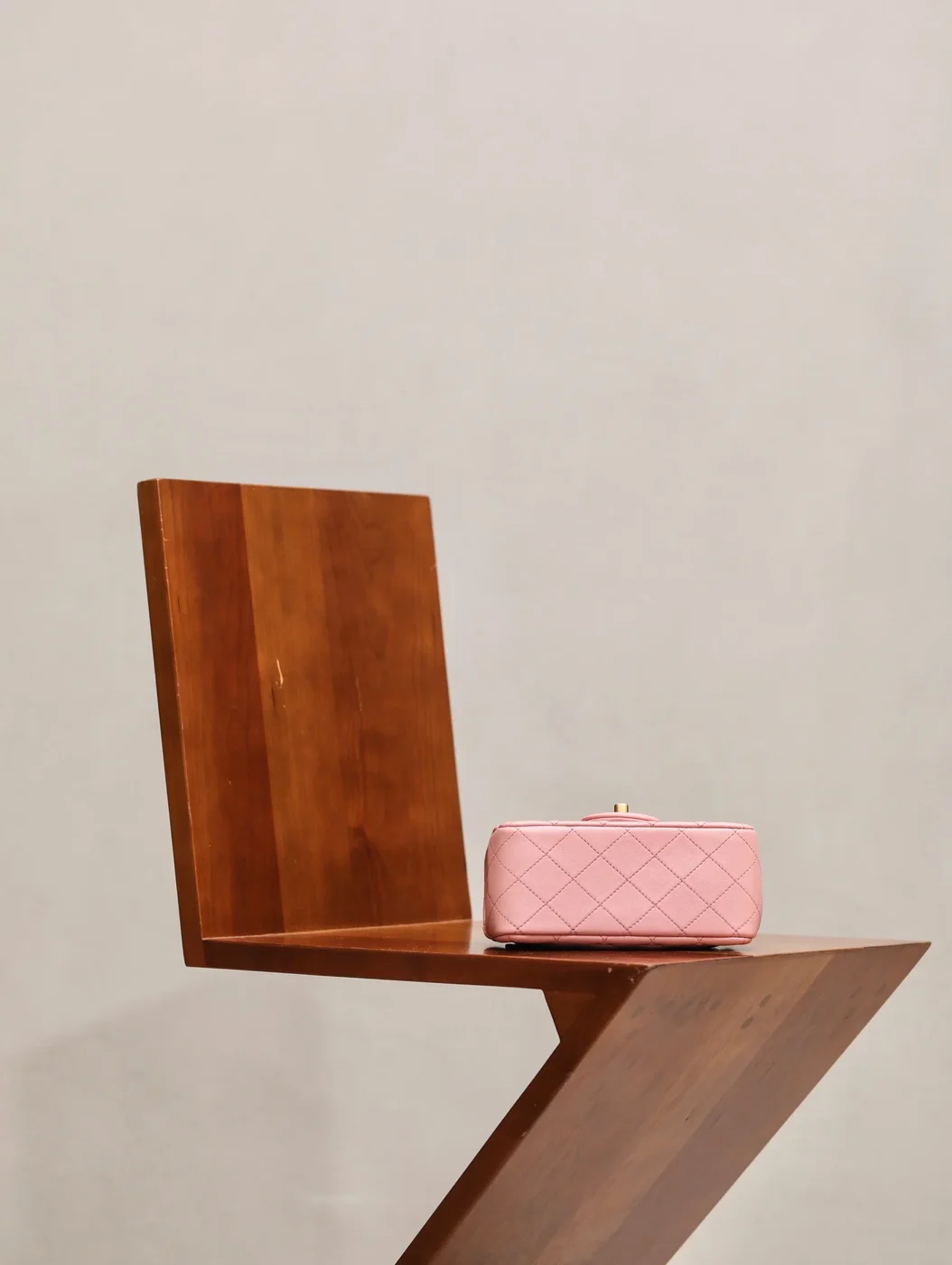 Chanel Classic Flap 18 cm Pink Gold Hardware Bag product view 3