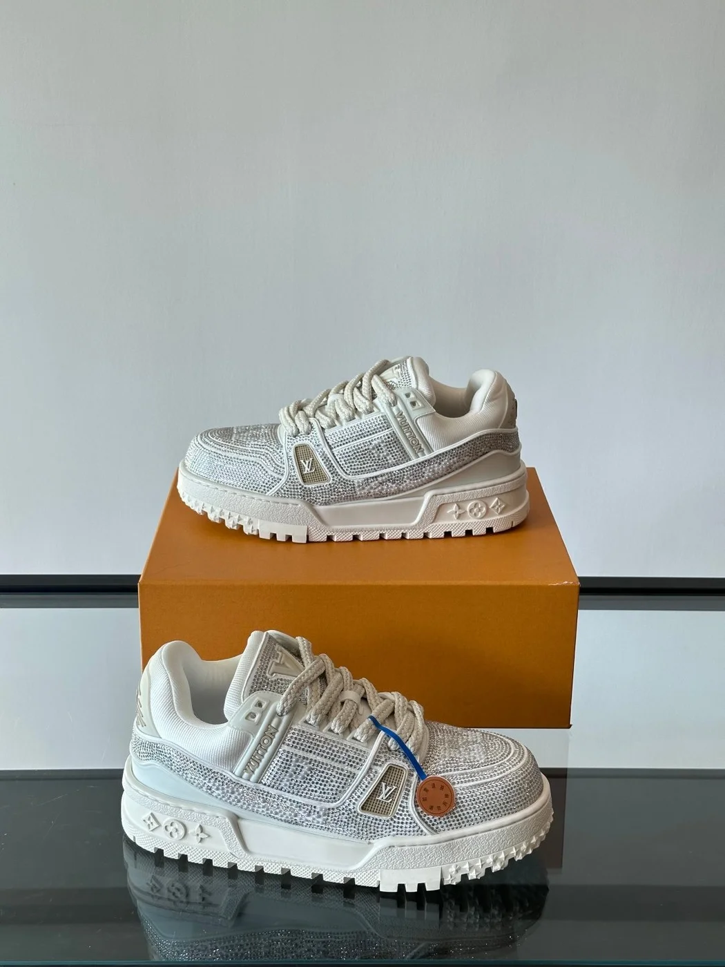 Louis Vuitton Men White Mesh And Leather Sneakers product view 3