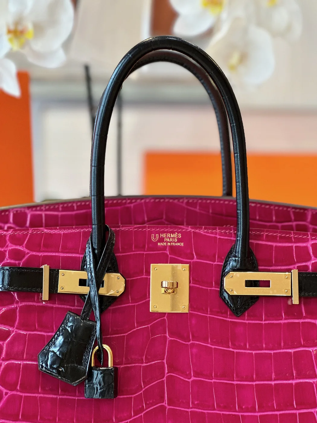 Hermès Birkin Pink/Black Crocodile Leather Gold Hardware – Custom Made Bag product view 2