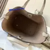 Louis Vuitton Blossom PM Mahina Handbags 20x20x12.5 cm product view 6