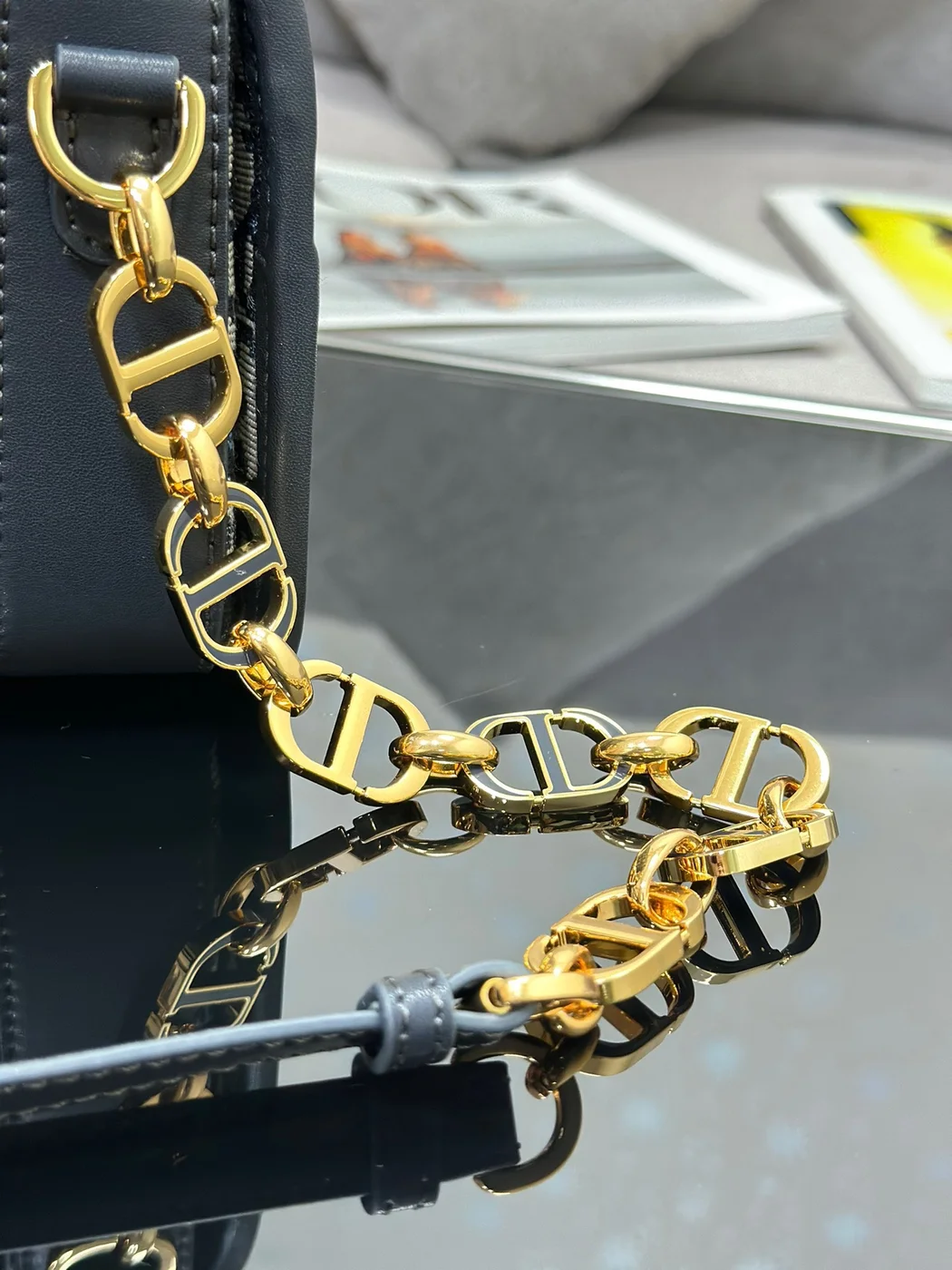 Dior 30 Montaigne Avenue Monogram Bag 22.5x12cm product view 3
