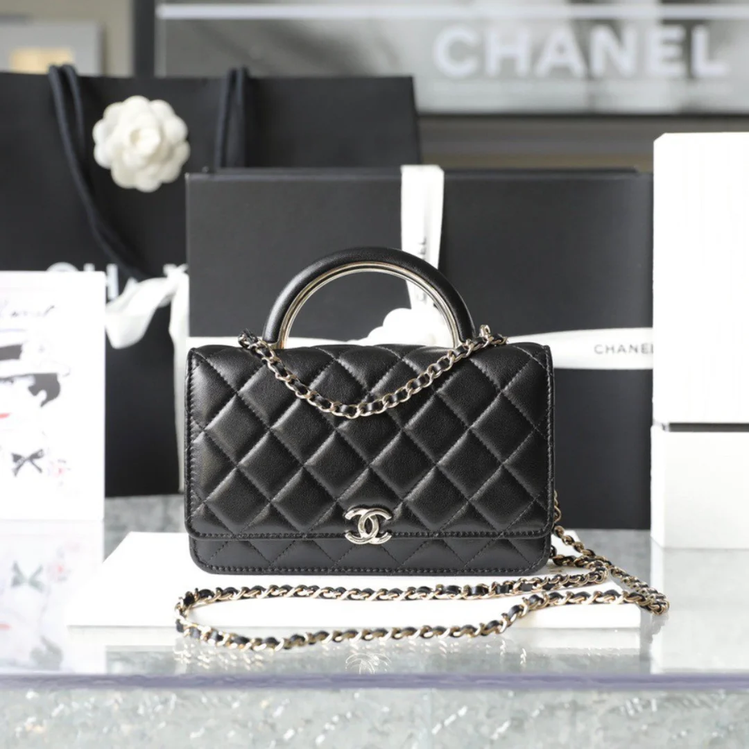 Chanel Woc Handbags Lock Silver Mix Handle Leather 19x12cm product view 1