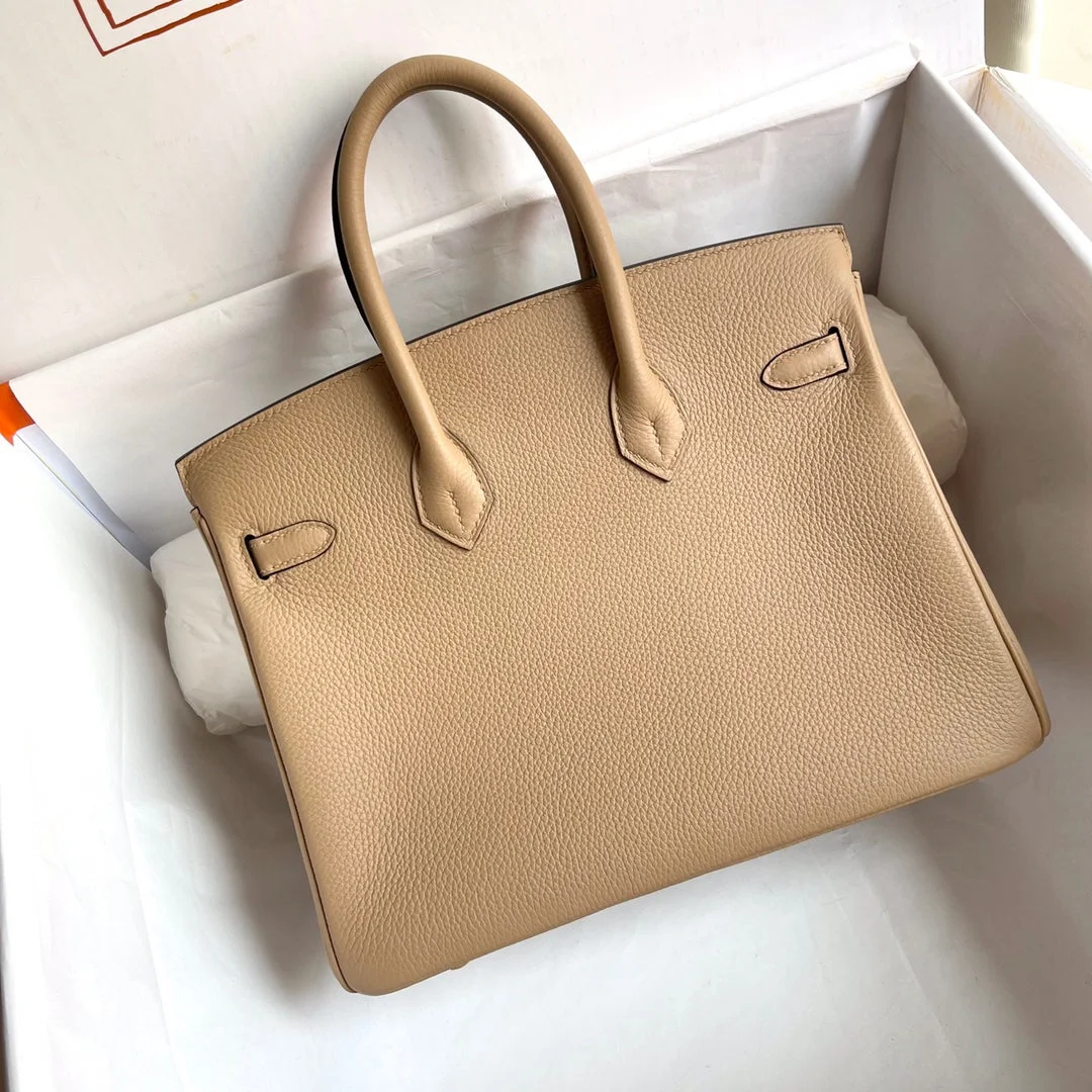 Hermès Birkin 25 cm Beige Togo Leather Gold Hardware Bag product view 3