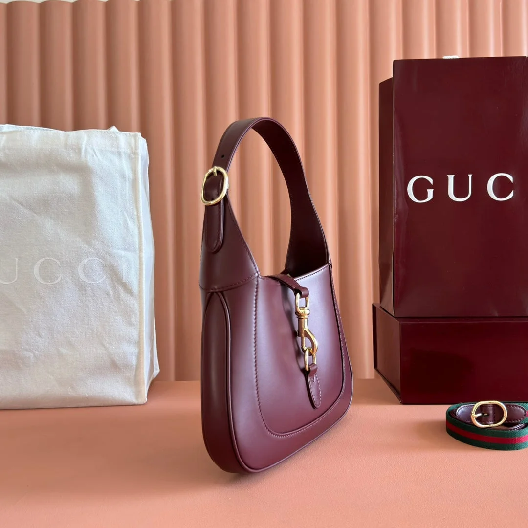 Gucci Jackie Small Shoulder Bag 27 In Burgundy Red Calfskin Gold Hardware product view 3