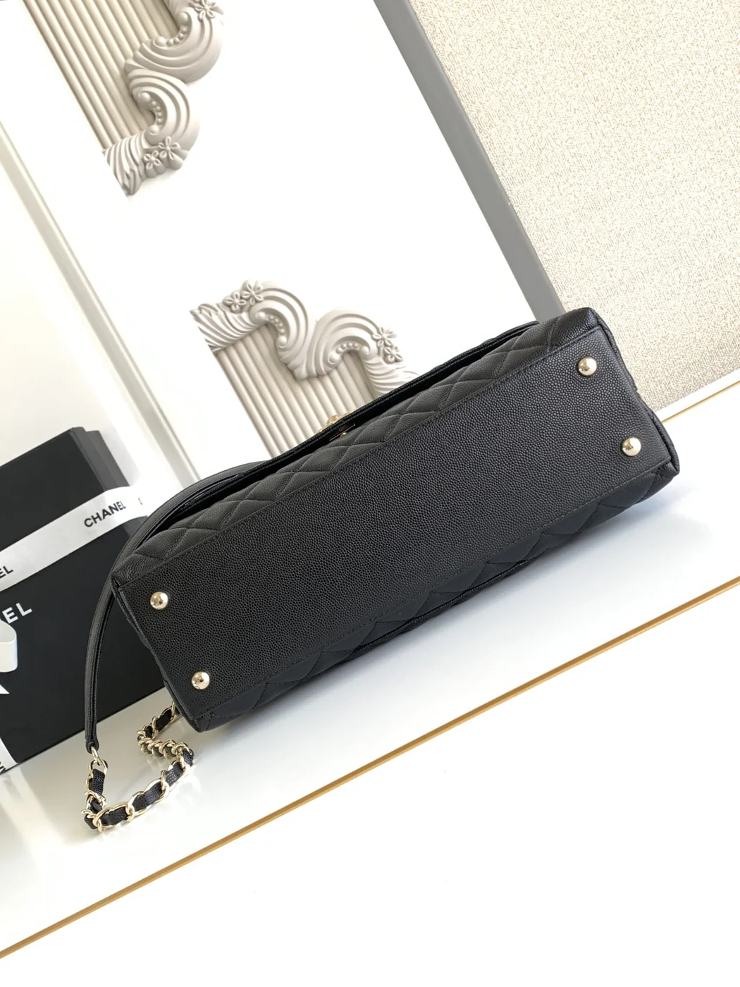 Chanel Bag Coco Handle size 29 cm product view 4