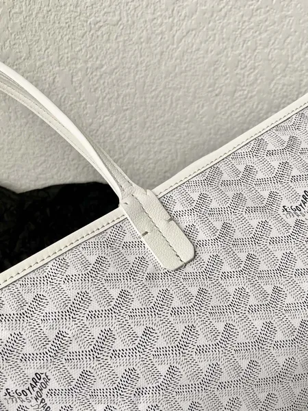 Goyard White Goyardine Canvas  Chevroches Calfskin Saint Louis PM Tote product view 4