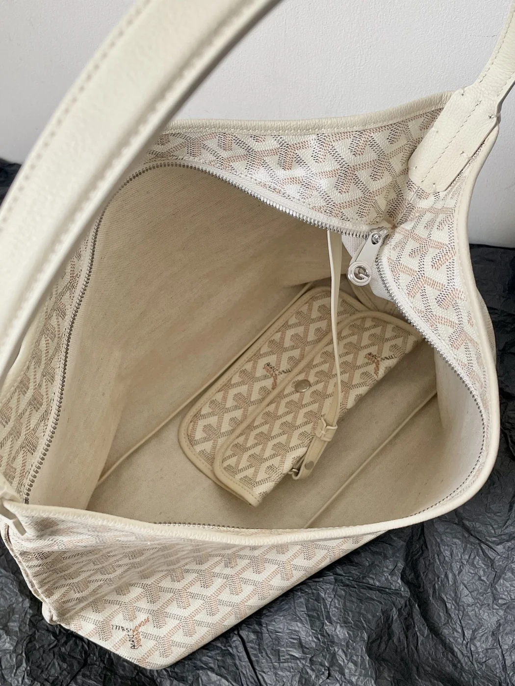 Goyard Goyardine Boheme Hobo White Bag product view 6