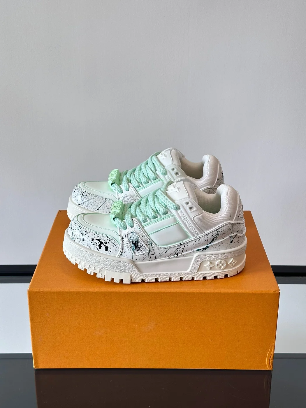Louis Vuitton Men White Leather Paint Splatter Sneakers product view 3