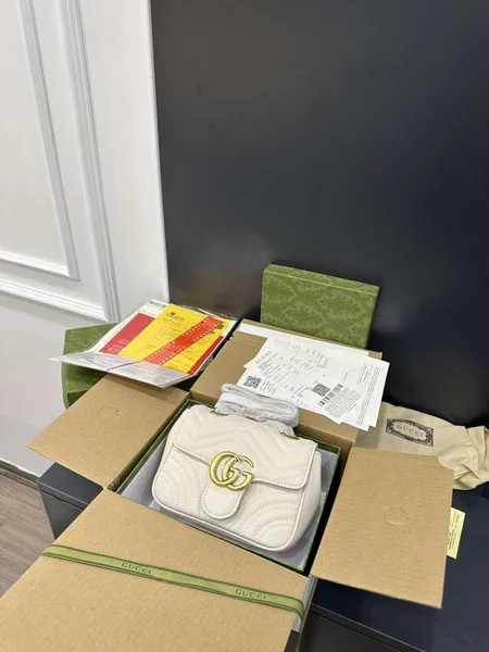 Gucci Marmont White Women’s Handbag 22 cm product view 8