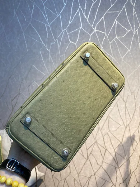 Hermès Birkin 30 cm Khaki Ostrich Leather Silver Hardware Bag product view 5