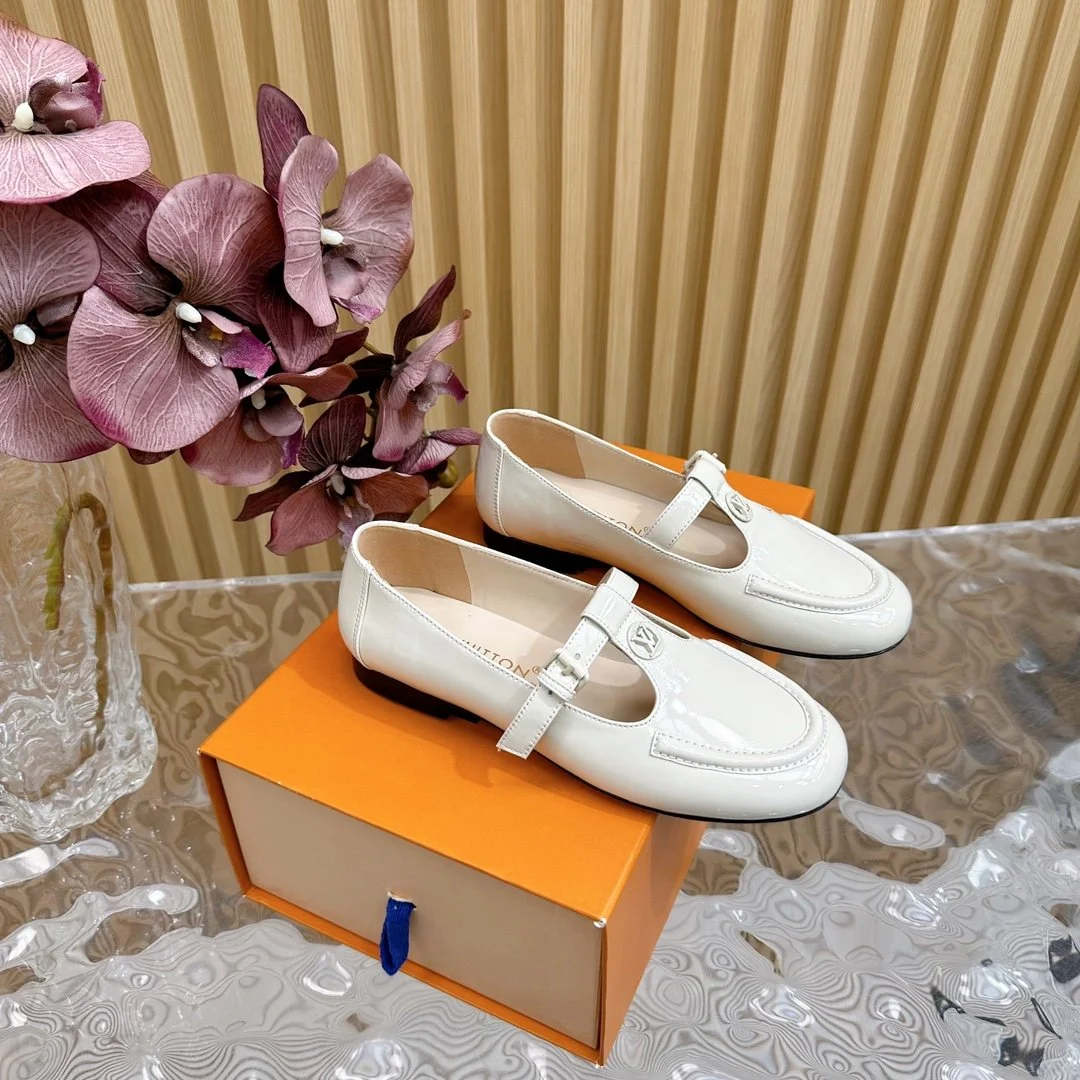 Louis Vuitton Women White Patent Leather Loafers product view 4