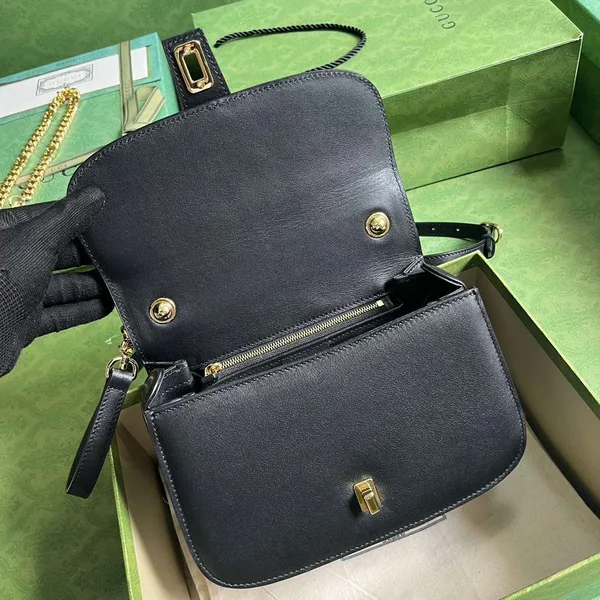 Gucci Branded Women’s Handbag  Blondie Handle Smooth Leather 23x15cm product view 4