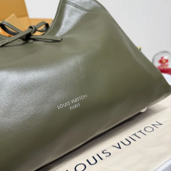 Louis Vuitton Carryall Vibe MM Bag product view 5