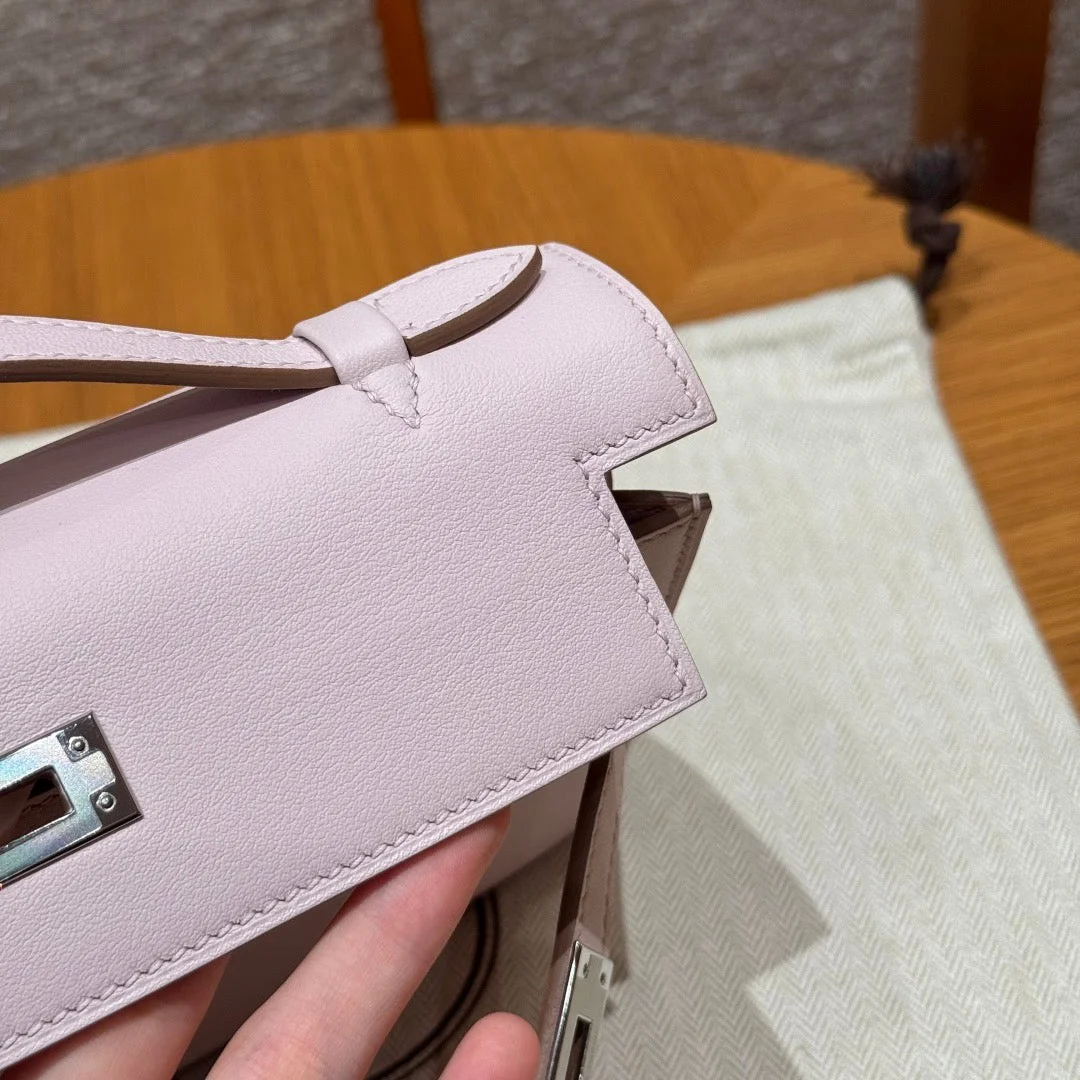 Hermès Kelly Pochette 22 In Light Pink Silver Hardware Bag product view 6