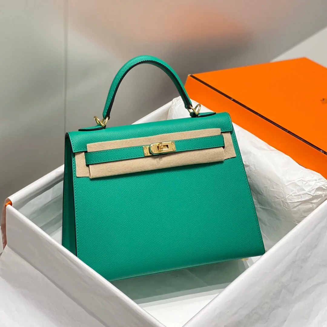 Hermès 25 cm In Vert Vertigo Epsom Gold Hardware Bag