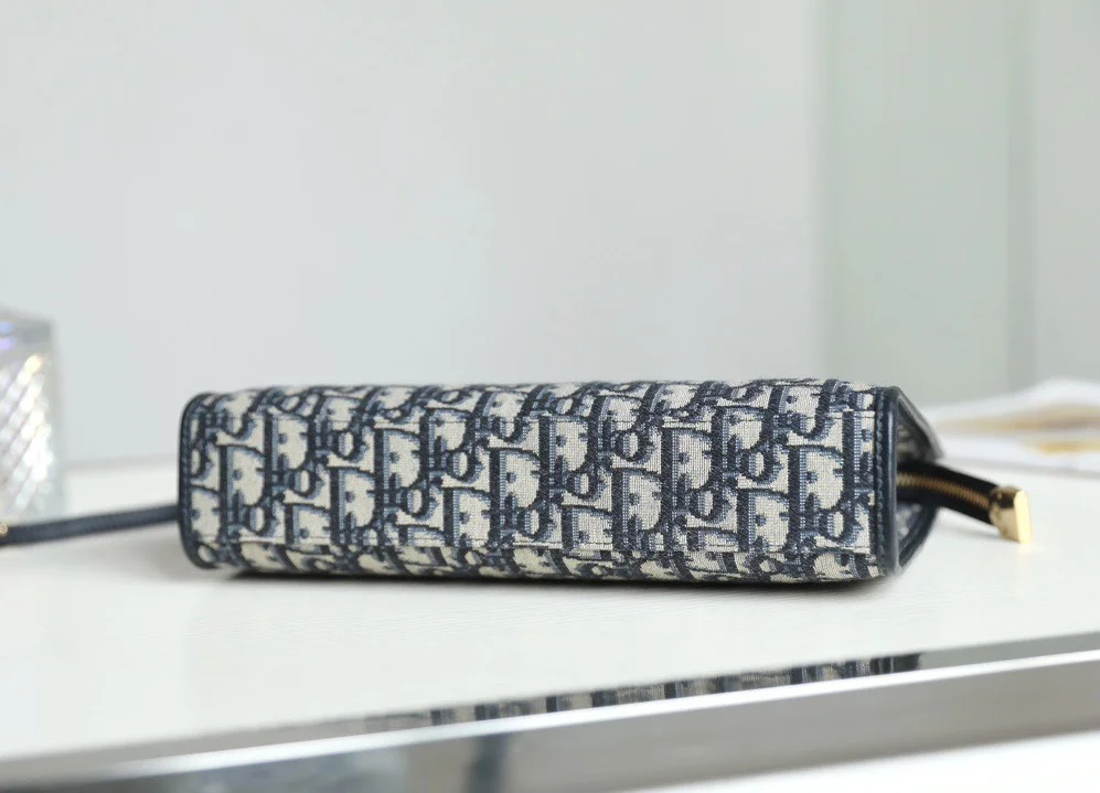 Dior Clutch  30 Montaigne Pouch Canvas Siêu Cấp 26 cm product view 5
