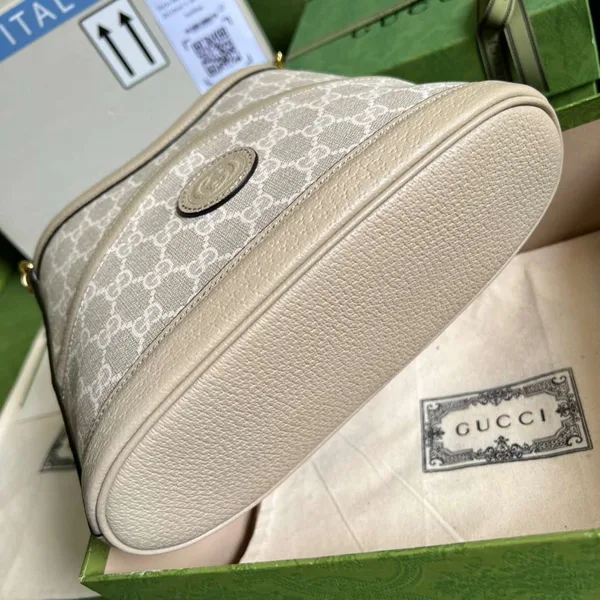 Gucci Handle Bag with Gucci Logo Pattern 25x21cm product view 6