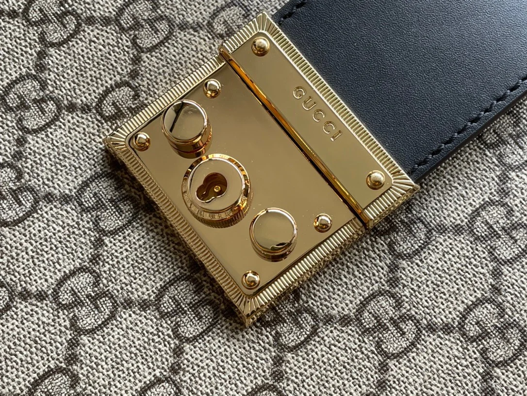 Gucci Padlock Handbag with Gucci Logo Pattern 35x23x14cm product view 2
