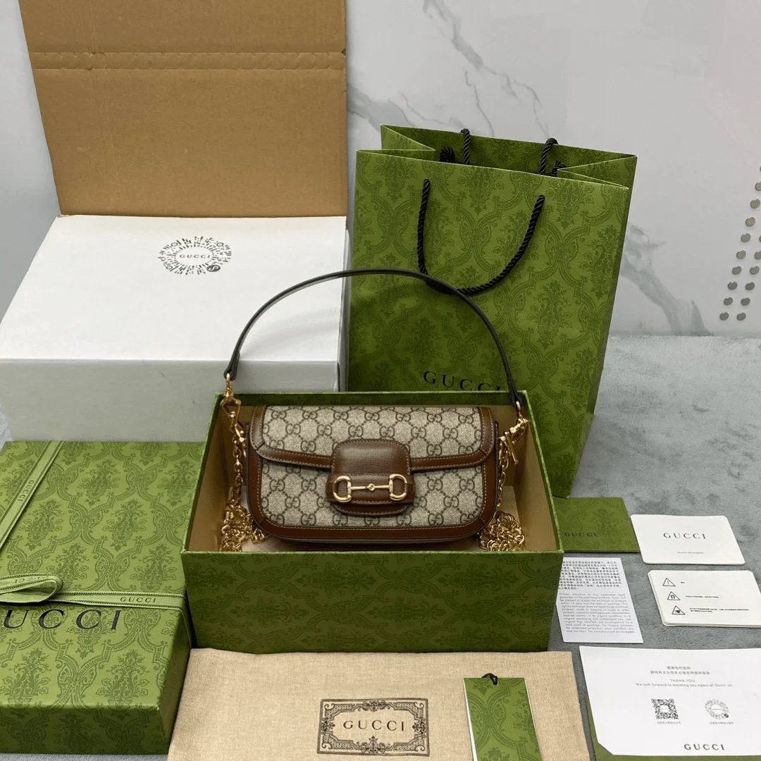 Gucci Horsebit Handbag with Brand Logo Pattern 23.5 cm product view 1