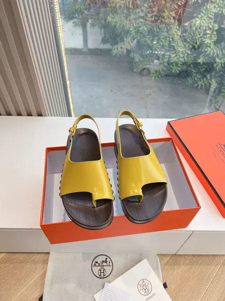 Hermès Women Yellow Leather Sandals product view 1