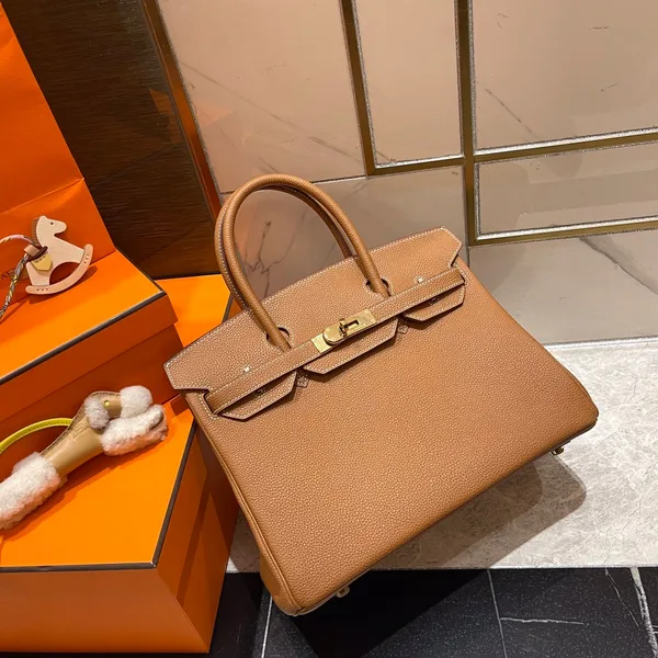Hermès Birkin 30 cm Gold Togo Leather Gold Hardware Bag product view 2