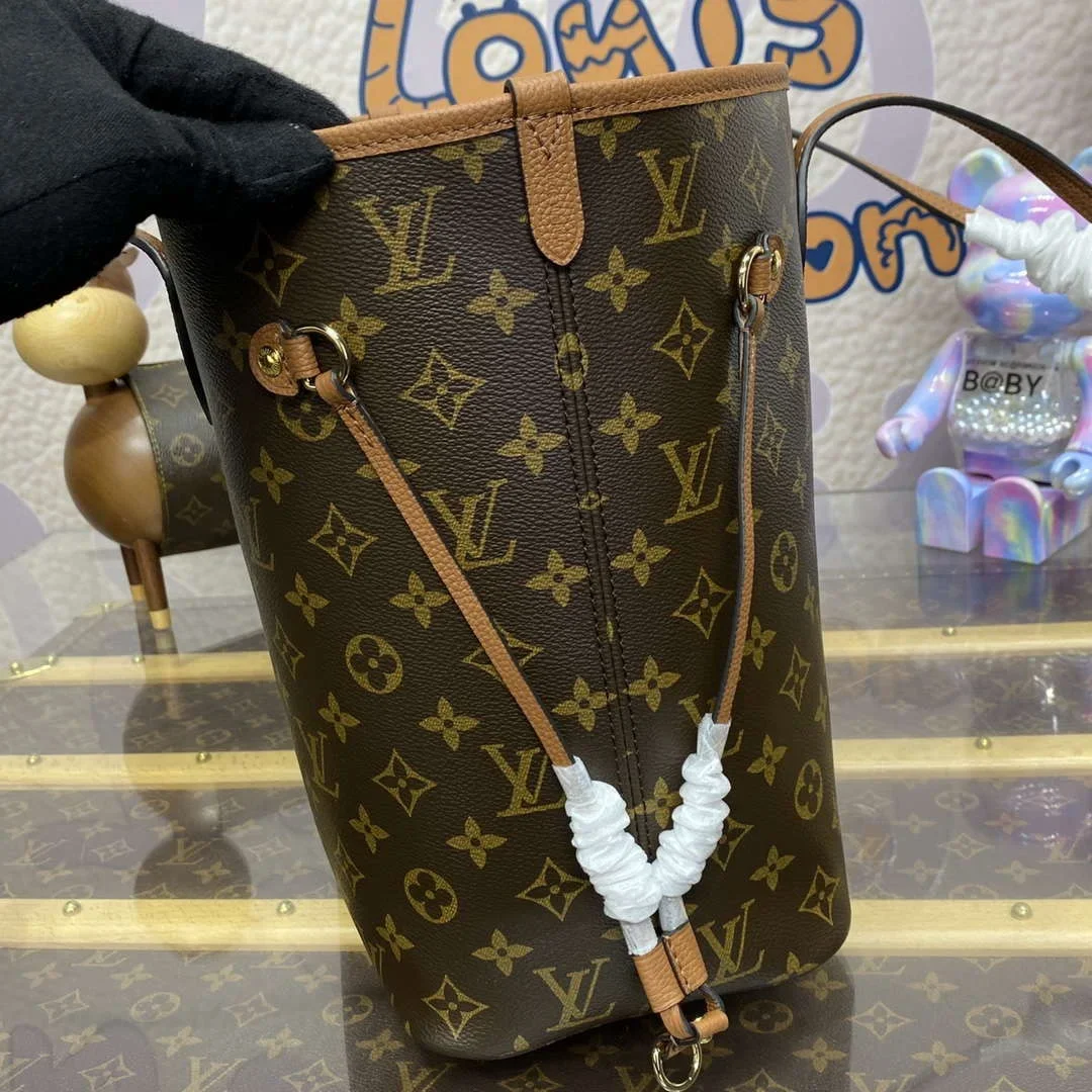 Louis Vuitton M12061 Louis Vuitton Reversible Neverfull Inside Out MM Handbag Brown product view 2