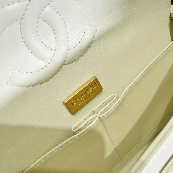 Chanel Flap Bag Leather Bag with Gold Hardware product view 3
