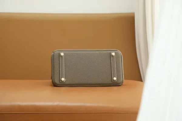 Hermès 30 Etoupe Epsom Sellier Gold Hardware Bag product view 9