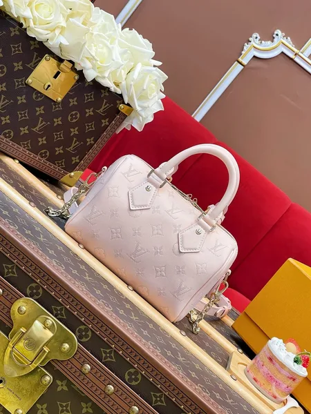 Louis Vuitton Speedy 20 in pink Monogram Empreinte Bag product view 6