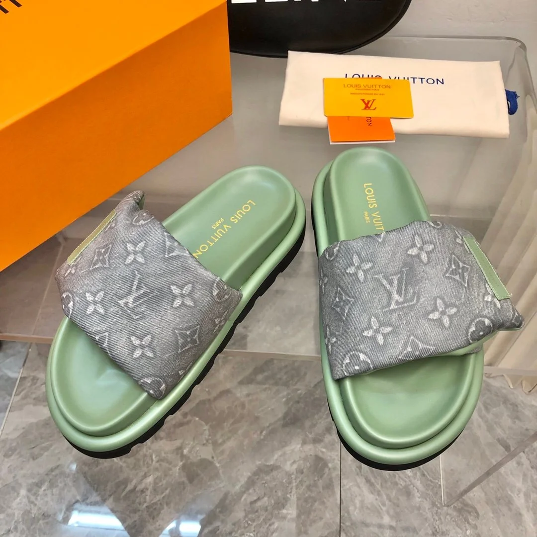 Louis Vuitton Women Green Fabric Strap Slippers product view 2